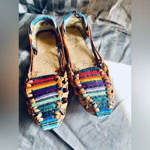 Hand Crafted Artesan Huaraches From Mexico Size 8 New - Never Worn